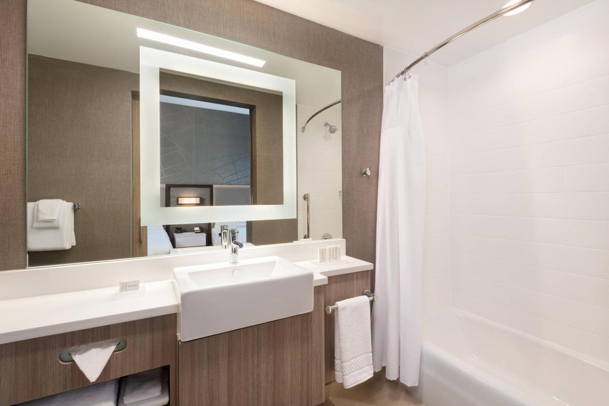 Springhill Suites By Marriott Тифтон Экстерьер фото